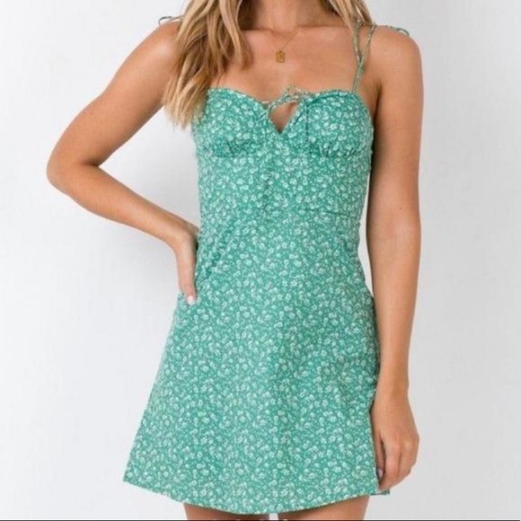 Princess Polly | Dresses | Princess Polly Mini Green Floral Dress | Poshmark